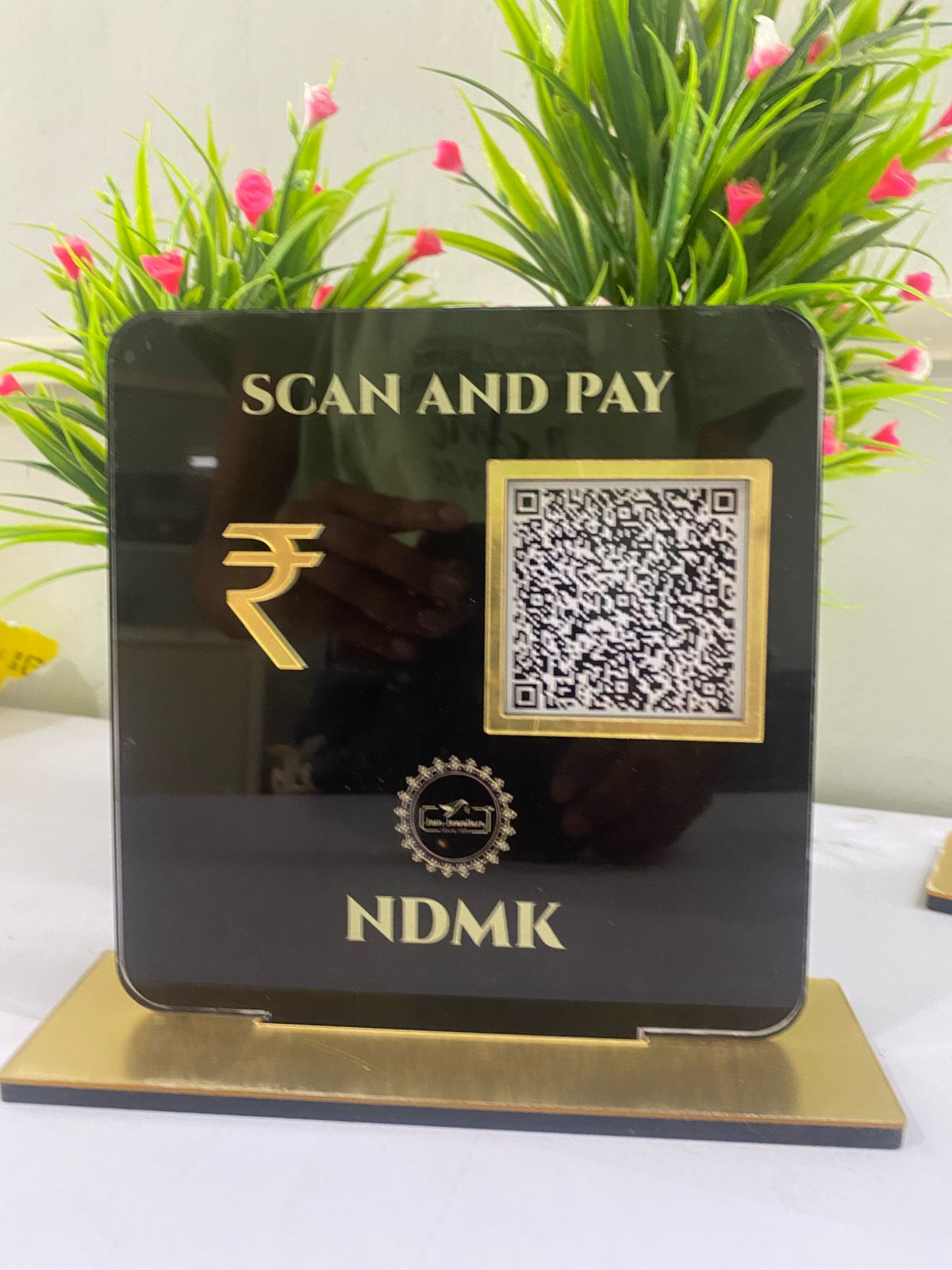 1 QR Smart Payment Standee