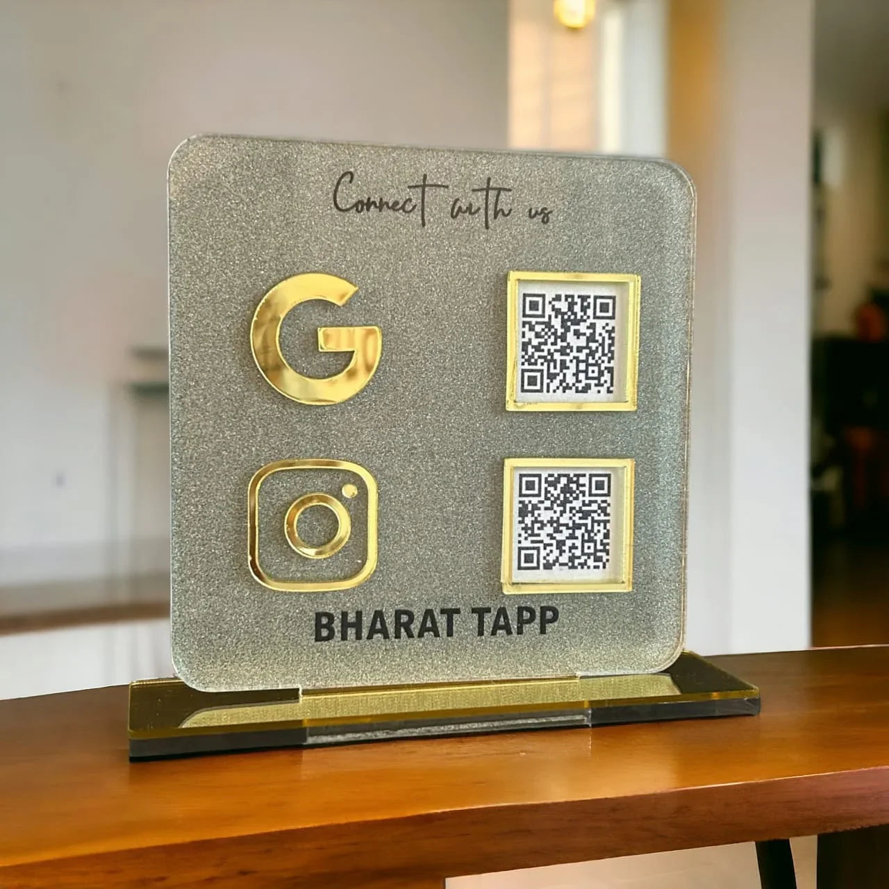 2 QR Stands