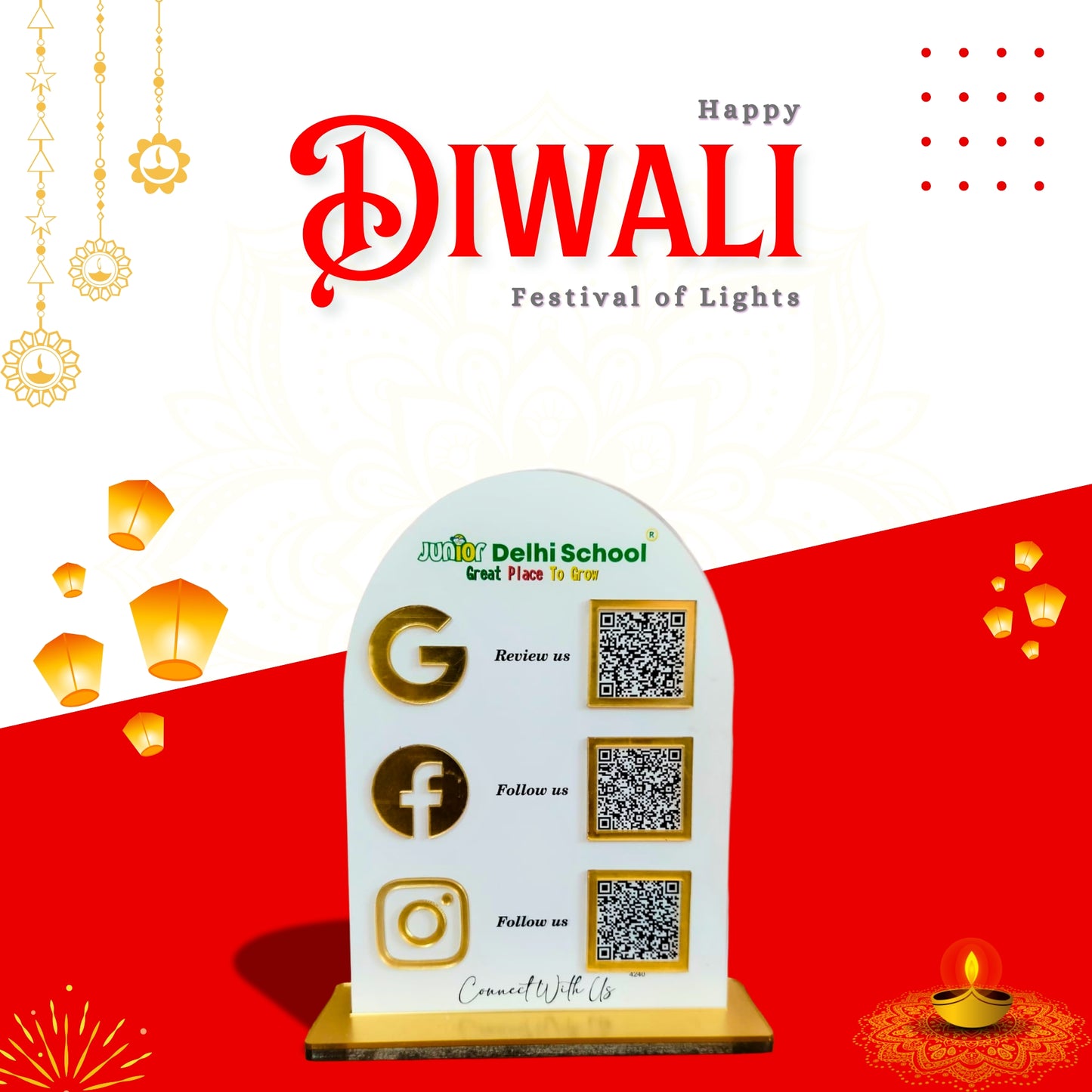 3 QR Round shape standee