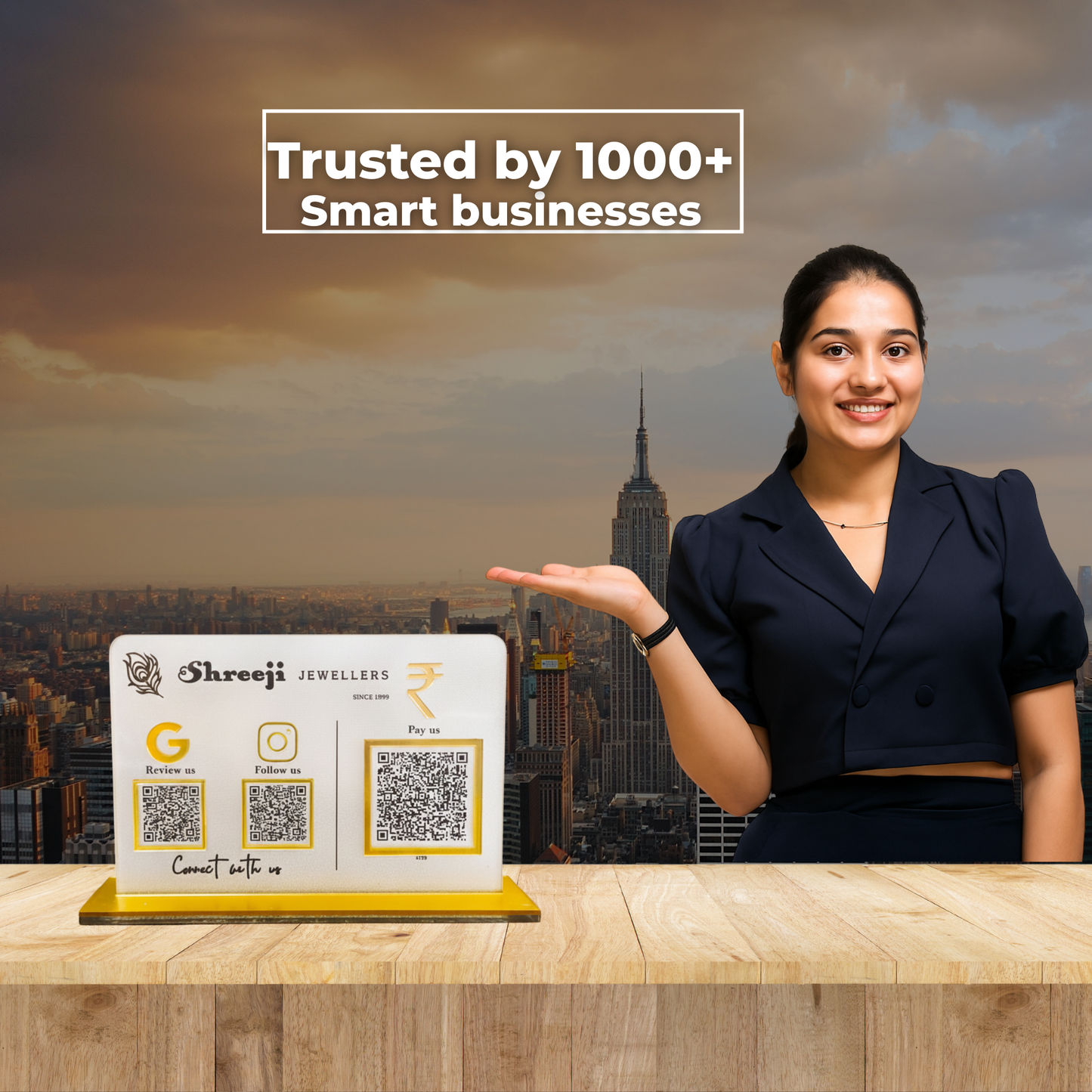 3 QR Frosted Smart Standee