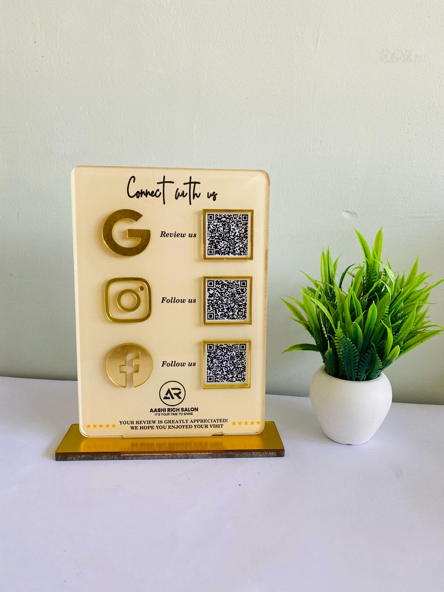 3 QR Vertical Digital Standee